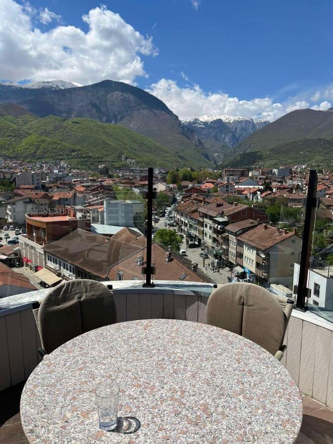 Apartment Alpi Peć Exterior foto